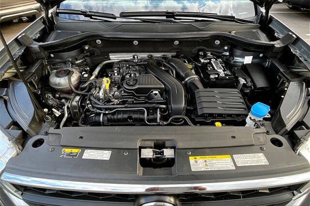 2022 Volkswagen Taos SE 4Motion