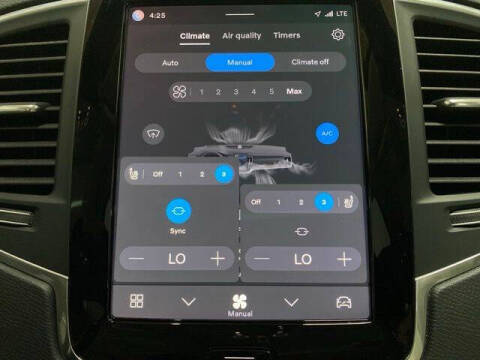 2025 Volvo XC90 B5 Core Bright Theme