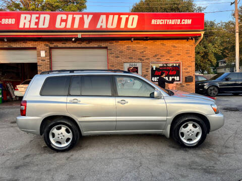 2006 Toyota Highlander for sale at Red City  Auto in Omaha NE
