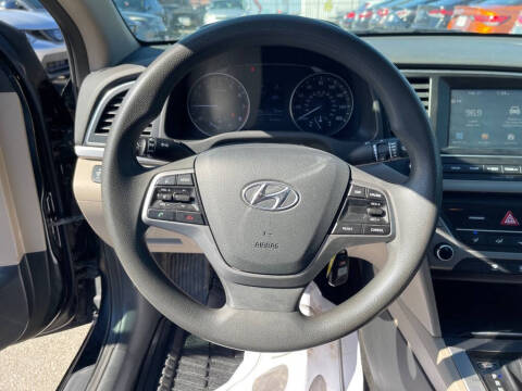 2017 Hyundai Elantra