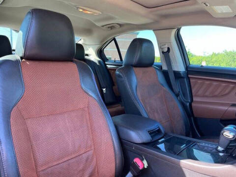 2011 Ford Taurus SHO