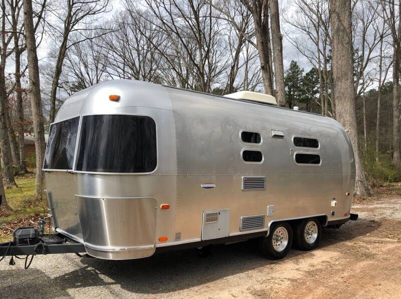 2002 Airstream International CCD 22 for sale at Greenlight Auto Remarketing in Spartanburg SC