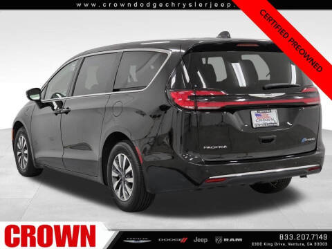 2024 Chrysler Pacifica Plug-In Hybrid Select