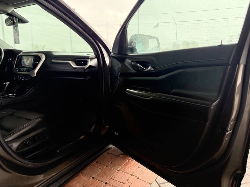 2019 GMC Acadia SLT-1