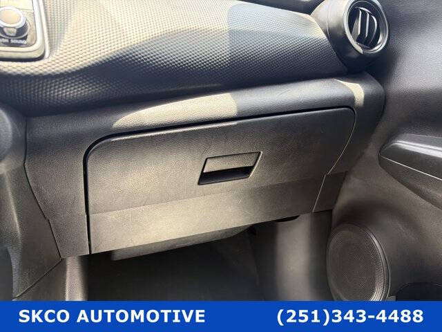 2023 Nissan Kicks S