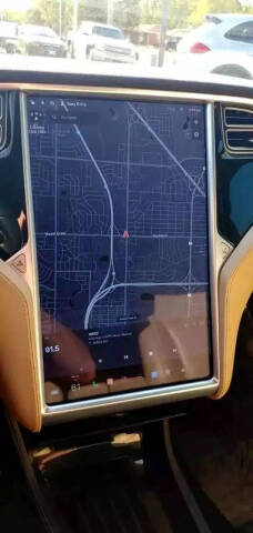 2015 Tesla Model S 70D