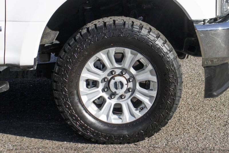 2022 Ford F-350 Super Duty XLT