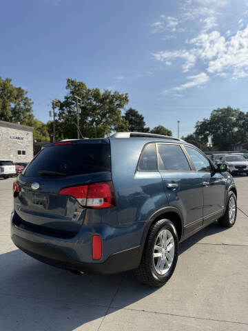 2015 Kia Sorento LX