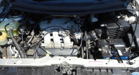 2003 Mazda MPV