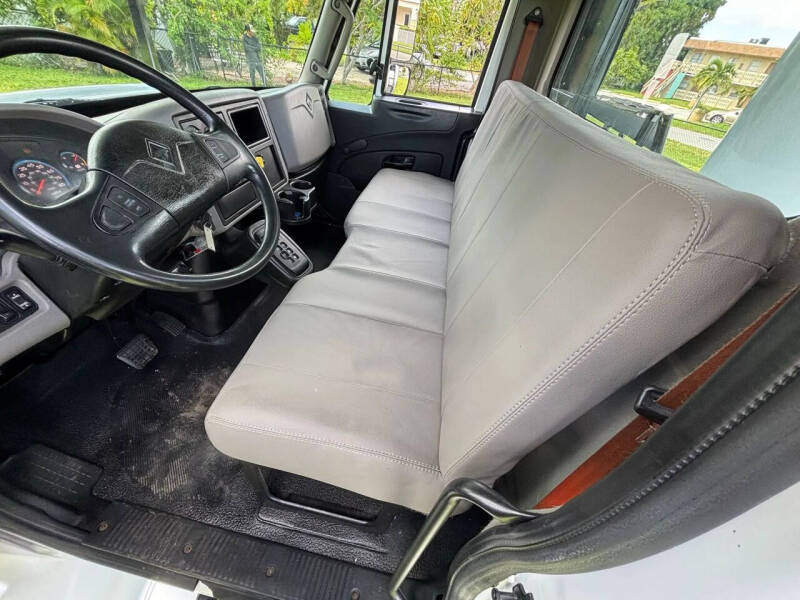 2016 International DuraStar 4300