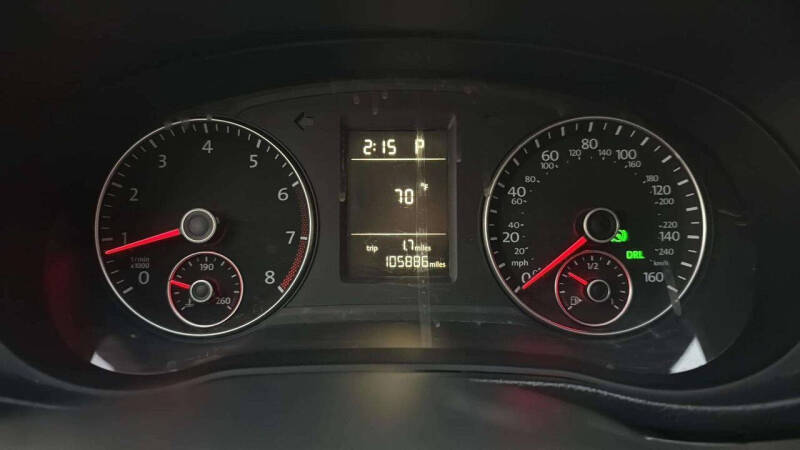 2014 Volkswagen Passat 1.8T S PZEV