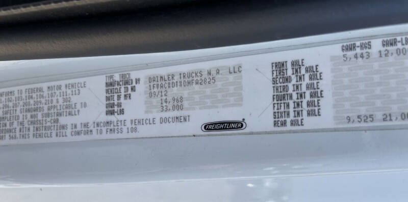 2013 Freightliner Business class M2