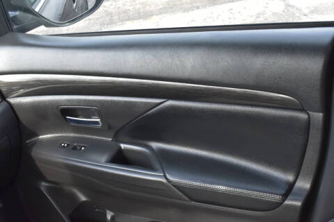 2018 Mitsubishi Outlander SEL