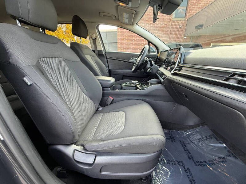 2023 Kia Sportage Hybrid LX