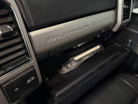 2022 Ford F-350 Super Duty Lariat
