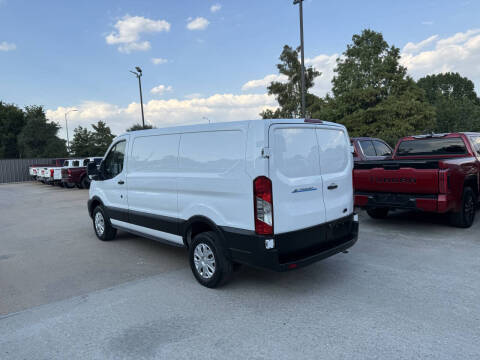 2022 Ford E-Transit 350