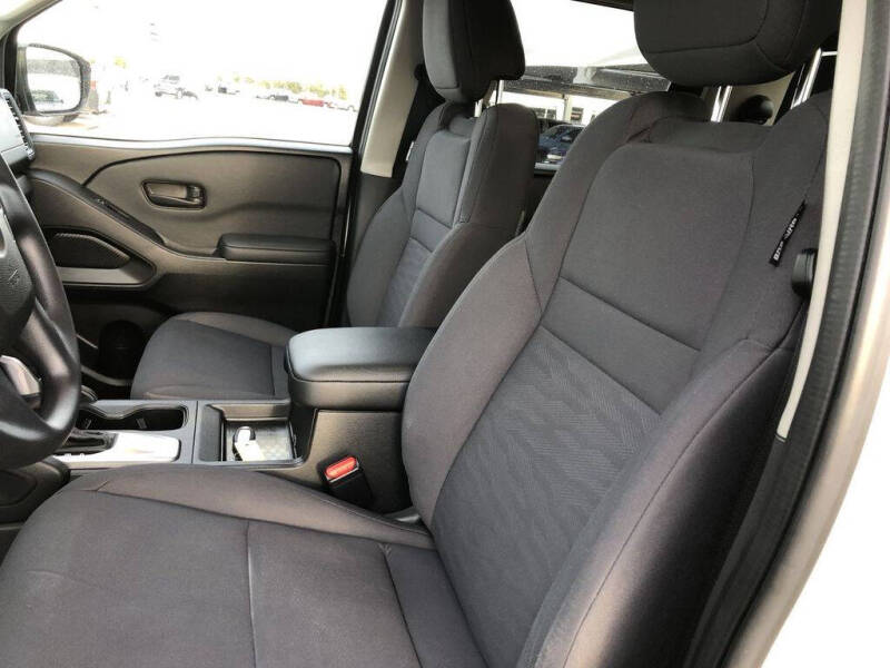 2024 Nissan Frontier S