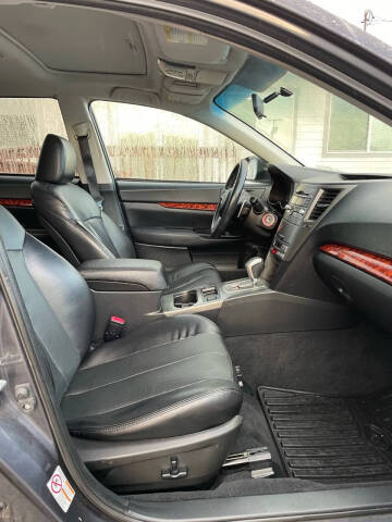 2010 Subaru Outback 2.5i Limited