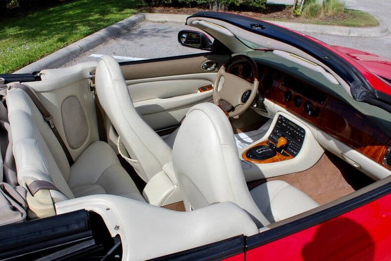 1999 Jaguar XK-Series XK8