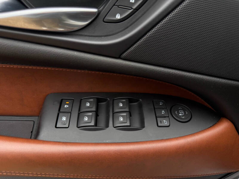 2018 Cadillac Escalade ESV Luxury