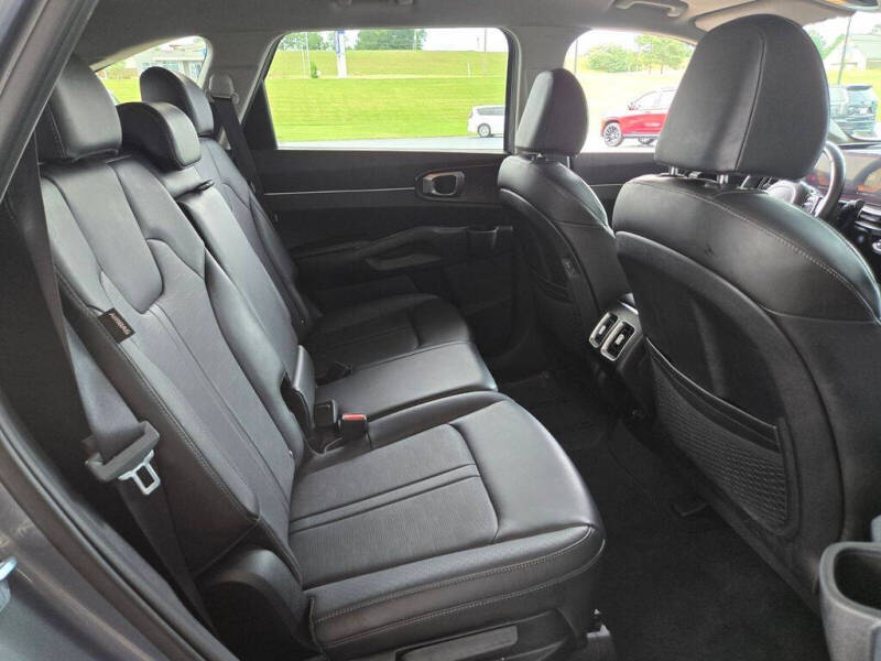2025 Kia Sorento S