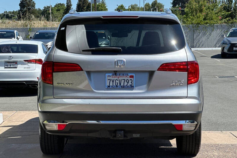 2017 Honda Pilot Elite