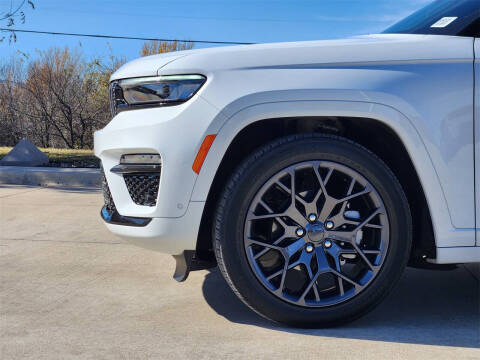 2025 Jeep Grand Cherokee Summit