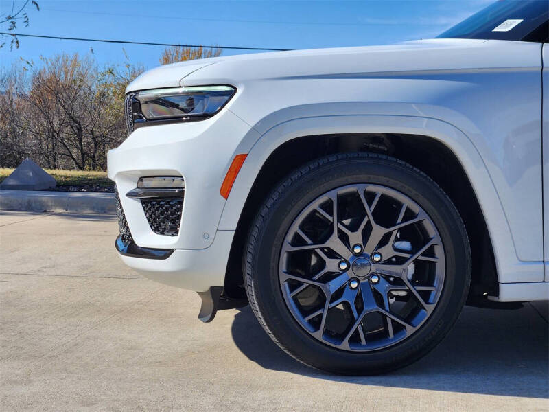 2025 Jeep Grand Cherokee Summit