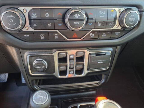 2025 Jeep Gladiator High Tide