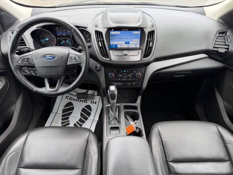 2019 Ford Escape SEL