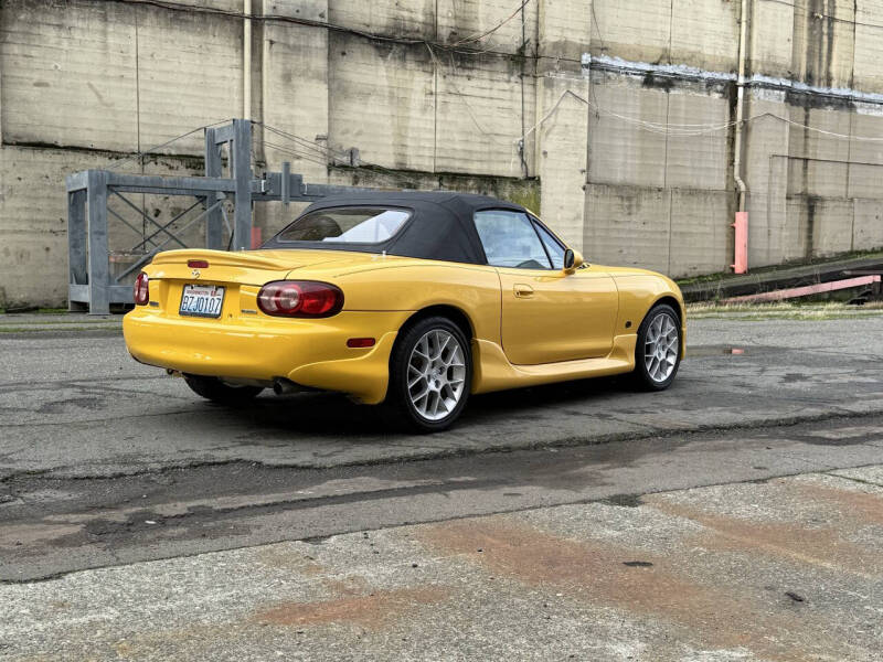 2002 Mazda MX-5 Miata SE