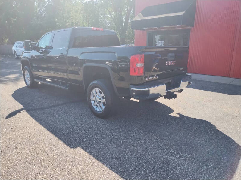 2015 GMC Sierra 2500HD SLE photo 15