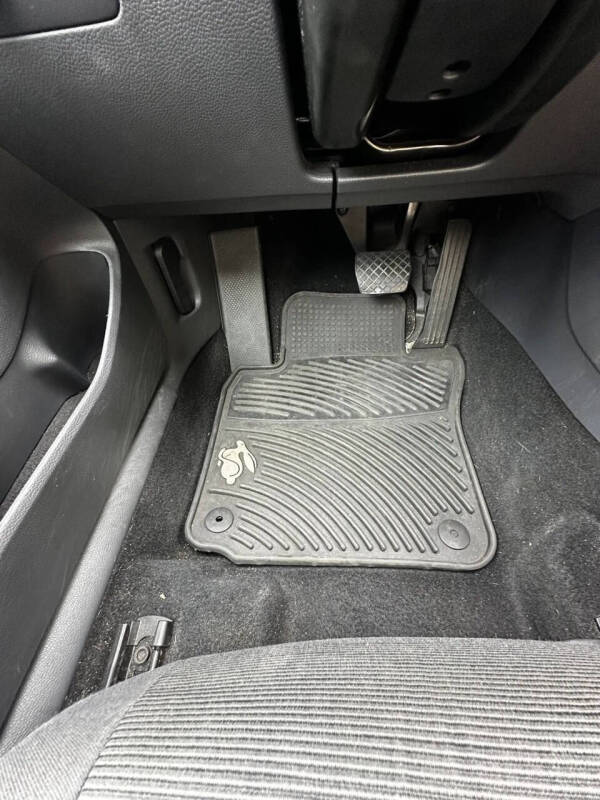 2009 Volkswagen Rabbit S PZEV