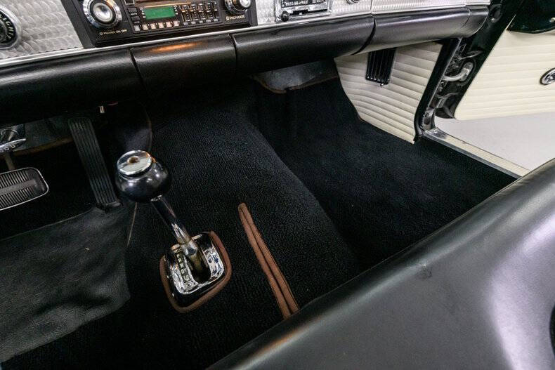 1956 Ford Thunderbird