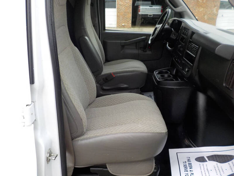2021 Chevrolet Express 2500