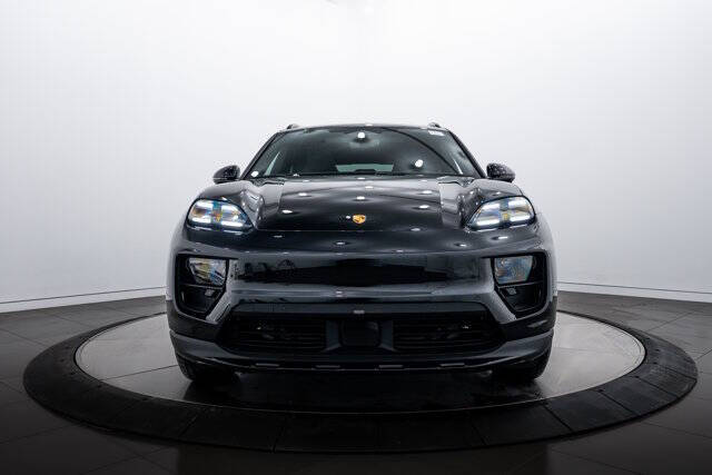 2025 Porsche Macan 4S Electric