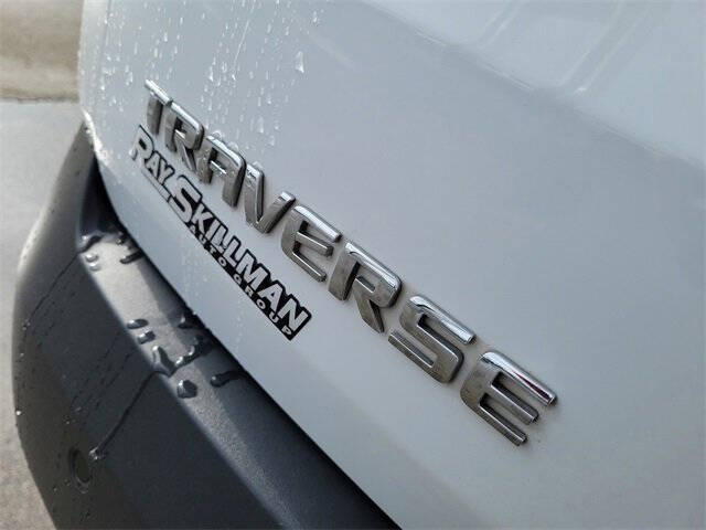 2020 Chevrolet Traverse LT Cloth