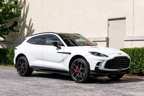 2025 Aston Martin DBX 707