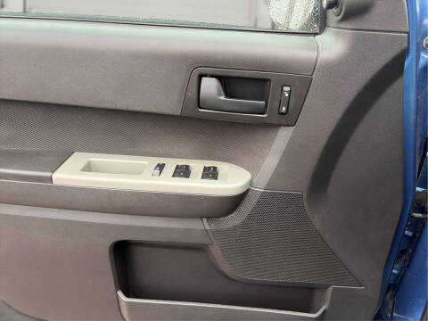 2010 Ford Escape XLT