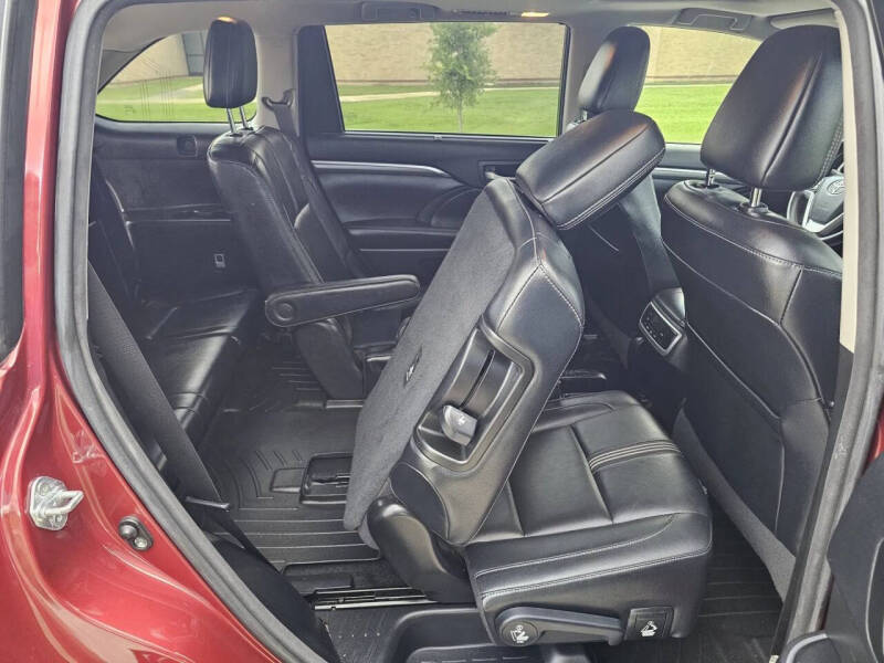 2017 Toyota Highlander