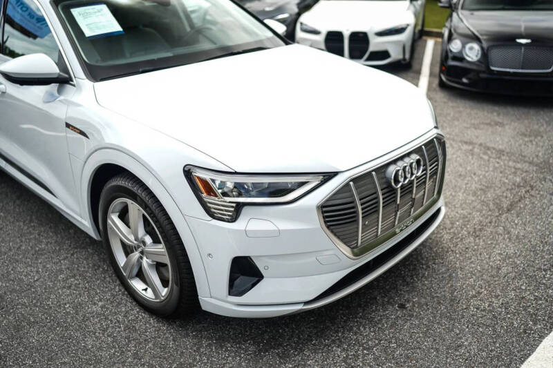 2019 Audi e-tron quattro Premium Plus