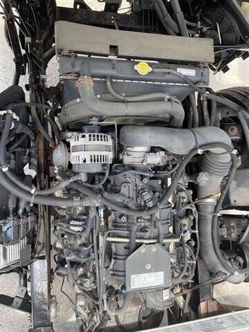 2019 Isuzu NPR HD