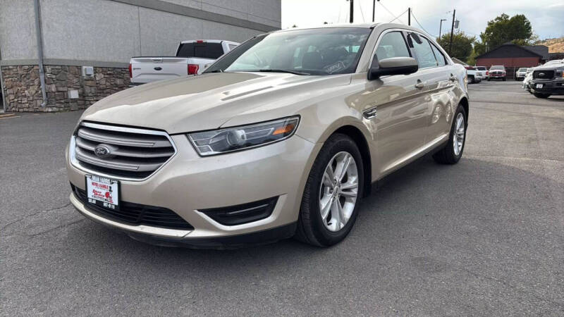 2017 Ford Taurus SEL