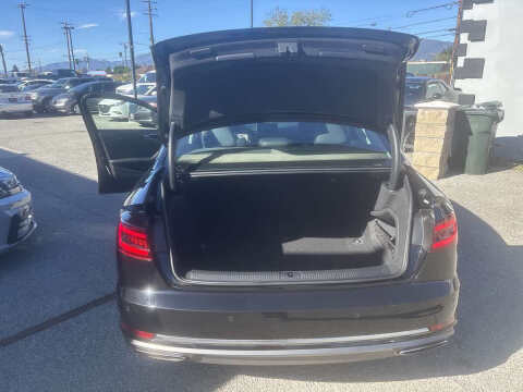 2019 Audi A4 Premium Plus 40 TFSI