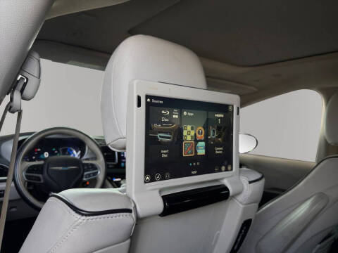 2018 Chrysler Pacifica Hybrid Limited