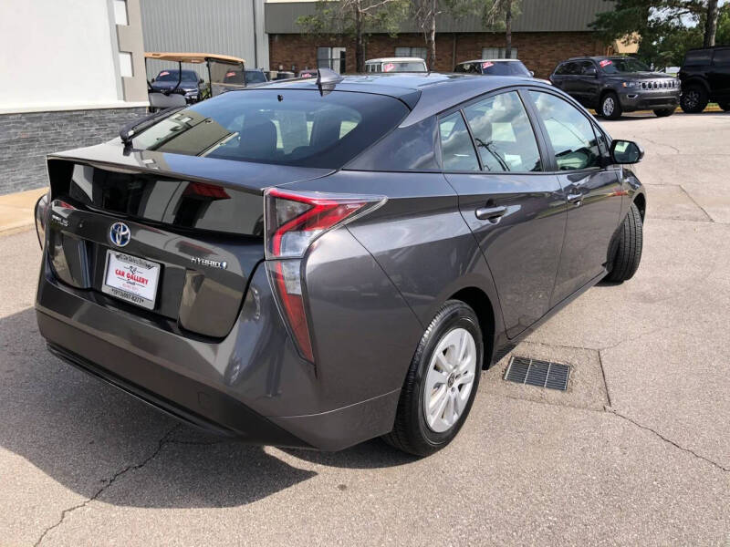 2016 Toyota Prius Two