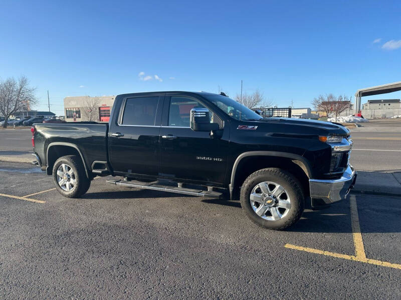 2023 Chevrolet Silverado 3500HD LTZ's photo