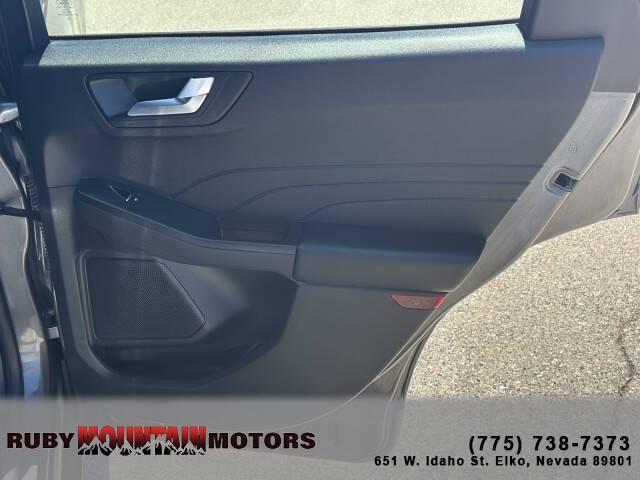 2024 Ford Escape ST-Line