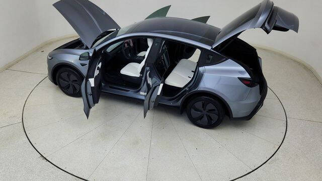 2026 Tesla Model Y Long Range