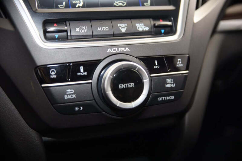 2015 Acura MDX w/Tech